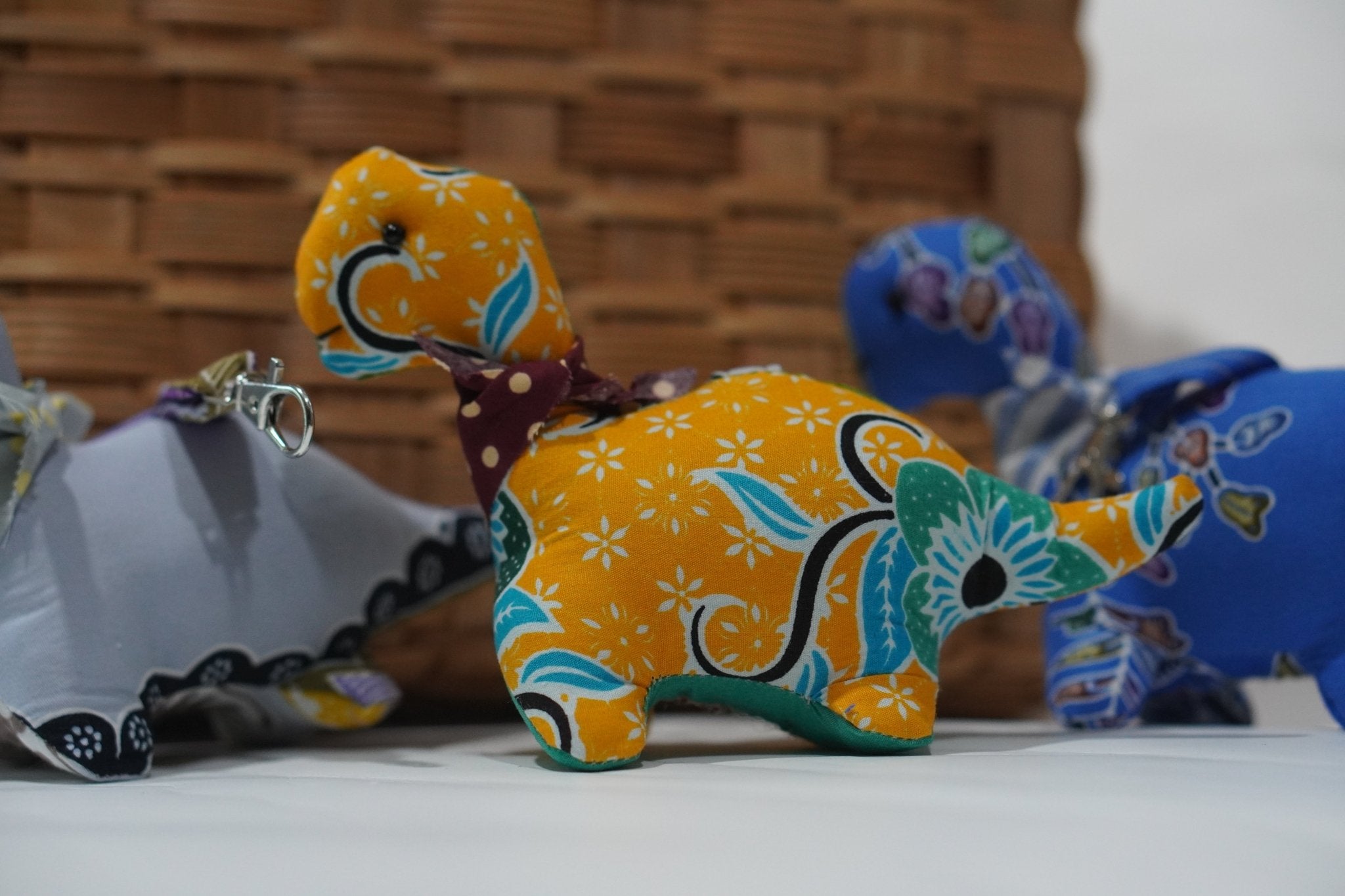 Batik Dinosaur Keychain - KAMONMANEE