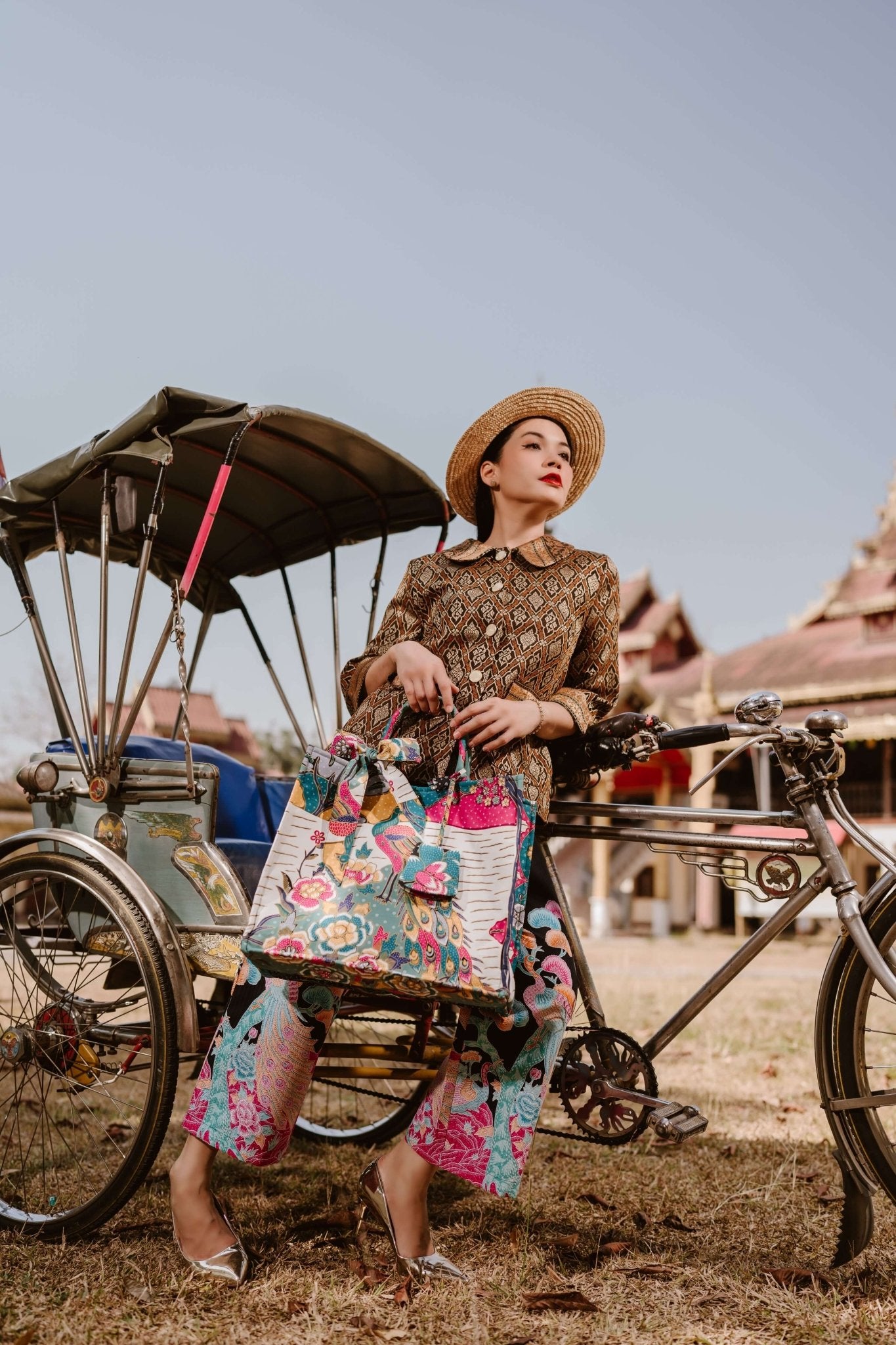 Batik Extra Tote Bag - KAMONMANEE