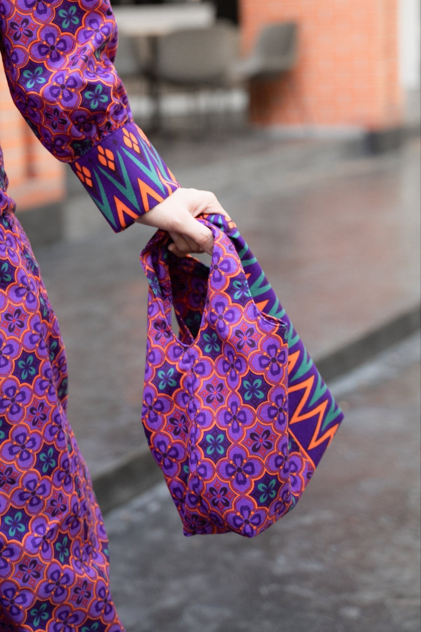 Batik Knot Bag - KAMONMANEE