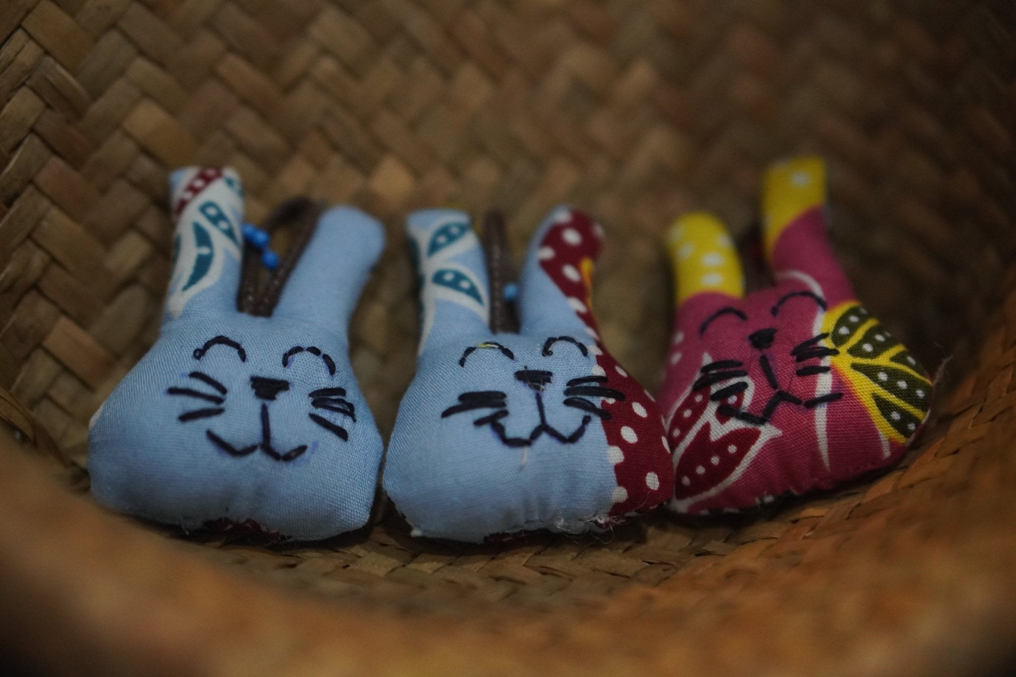 Batik Mini Keychain - KAMONMANEE