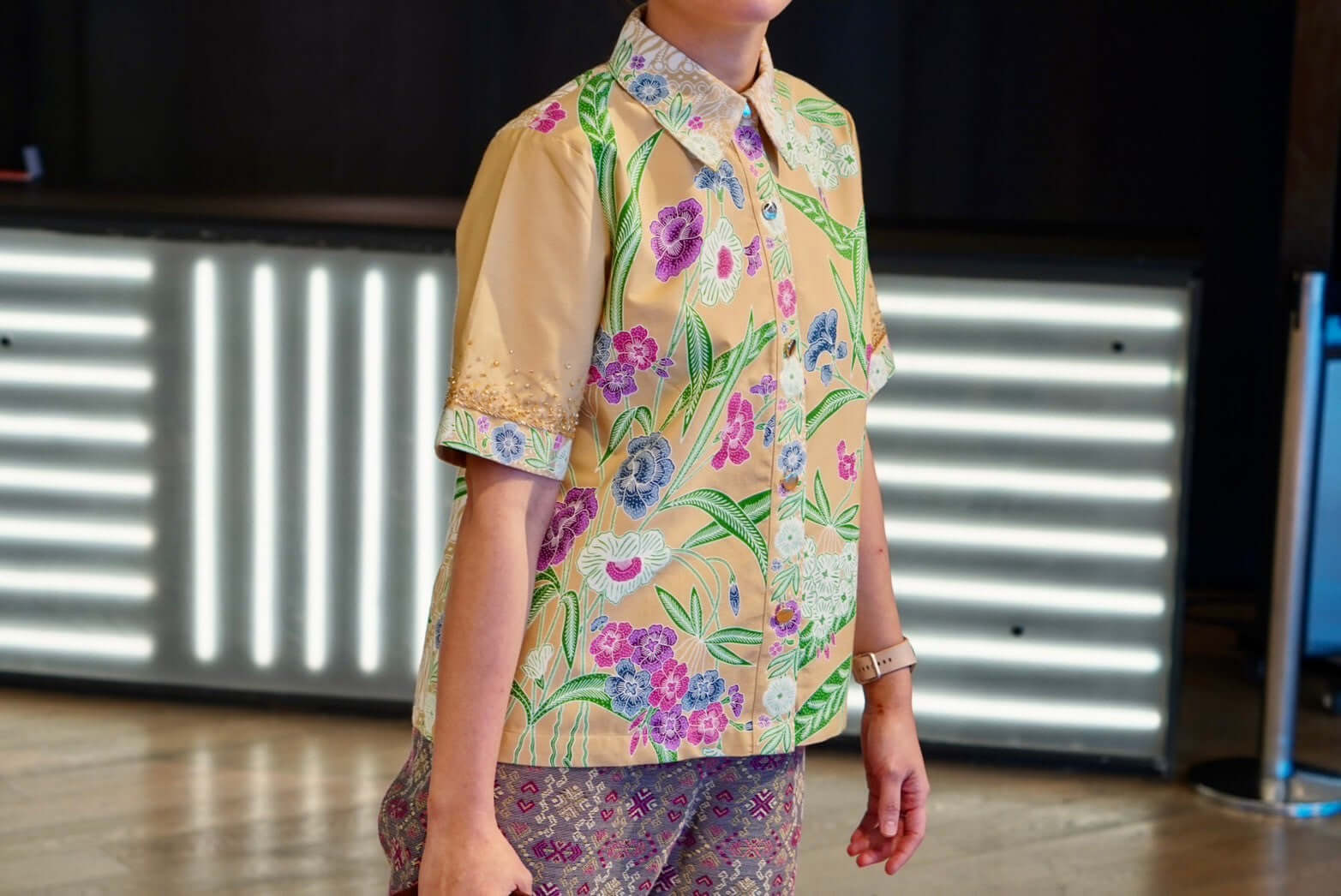 Bead Bouquet Blouse - SOUTH FABRIC