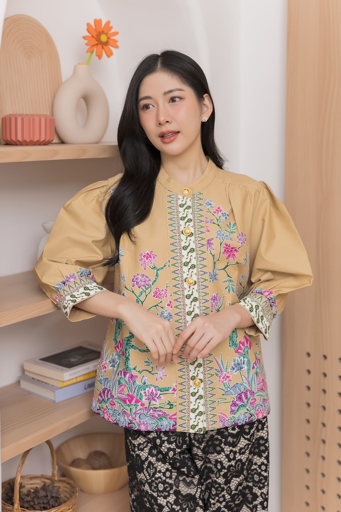 Elegant Lotus Ray Blouse - SOUTH FABRIC
