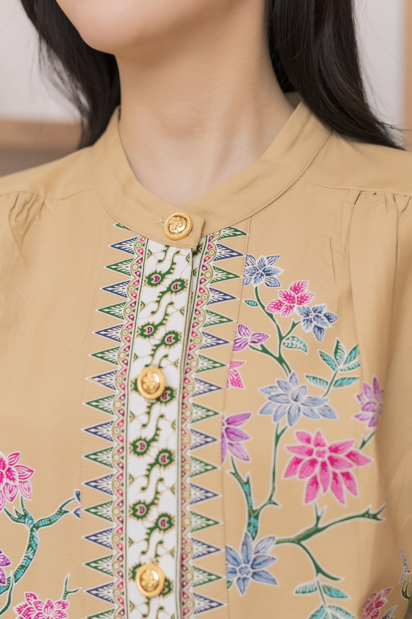 Elegant Lotus Ray Blouse- SOUTH FABRIC
