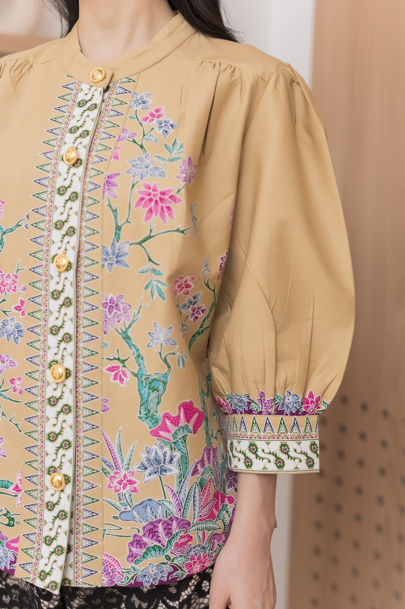 Elegant Lotus Ray Blouse - SOUTH FABRIC