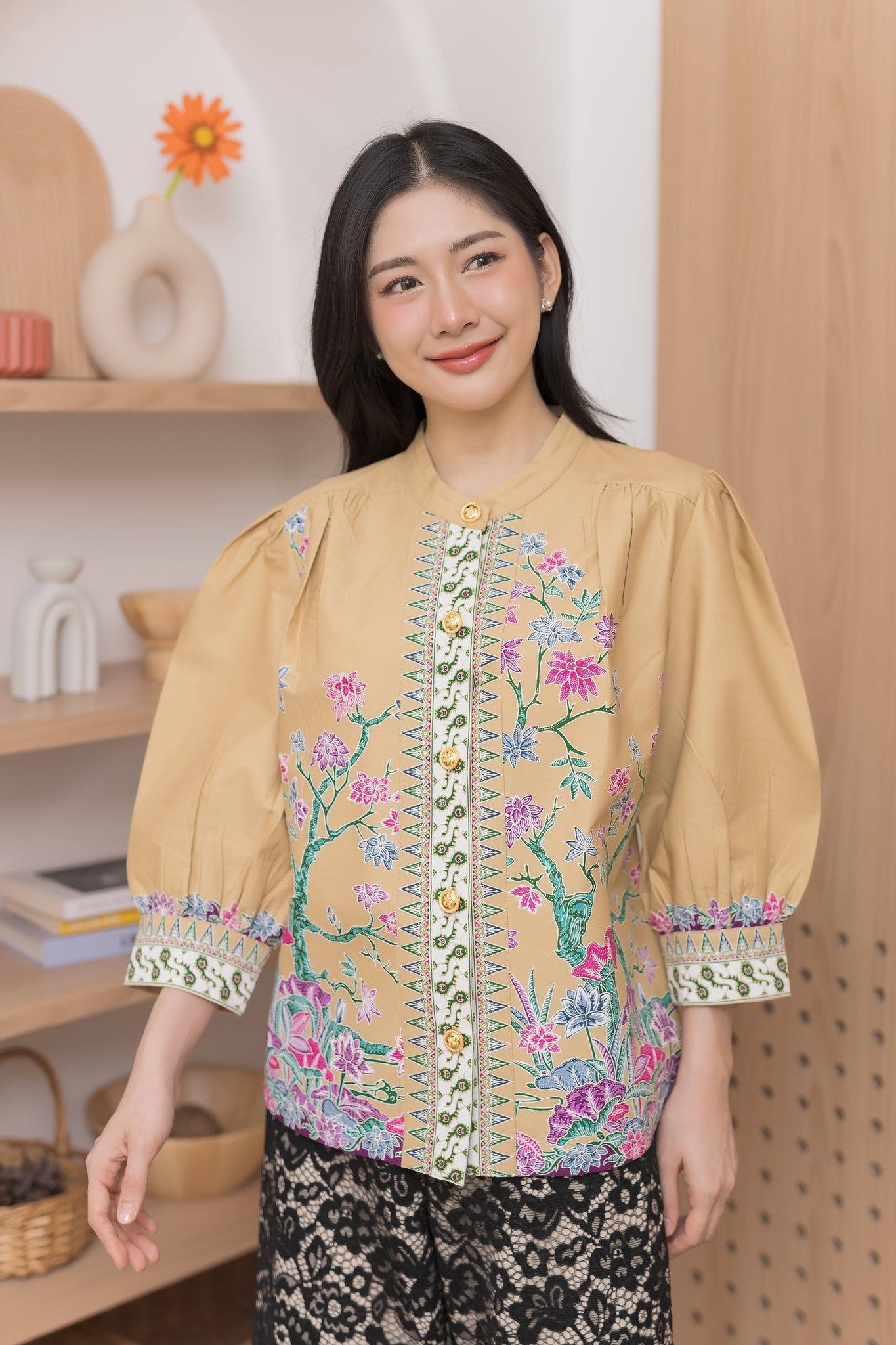 Elegant Lotus Ray Blouse - SOUTH FABRIC