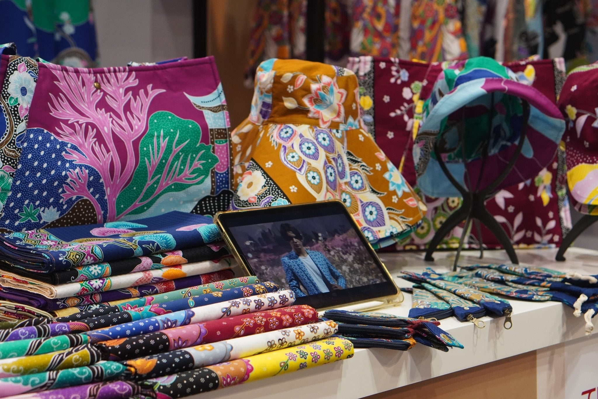 Fabric 190 - 220 cm. - KAMONMANEE