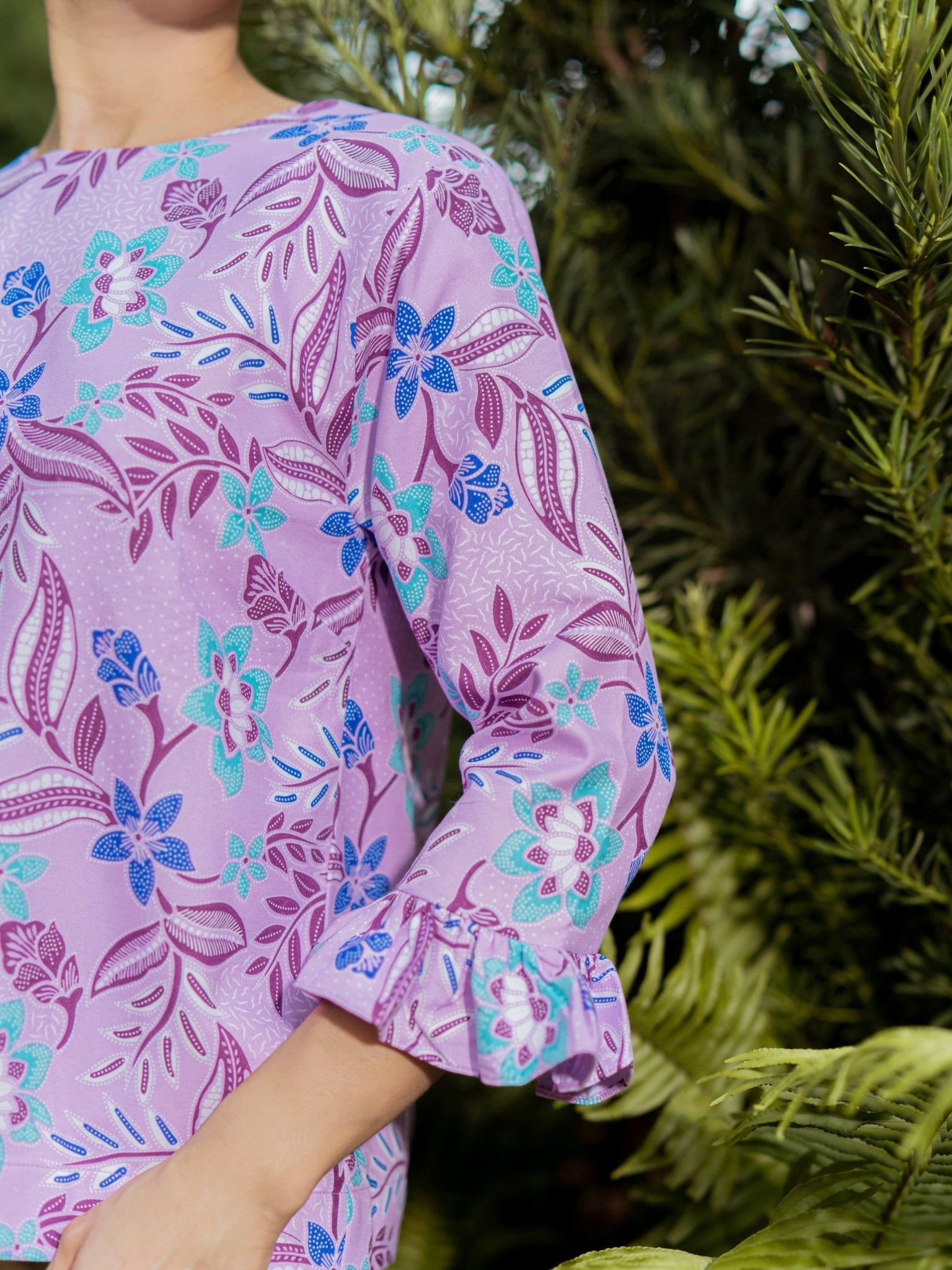 Floral Ruffle Blouse - THE MUSEUM