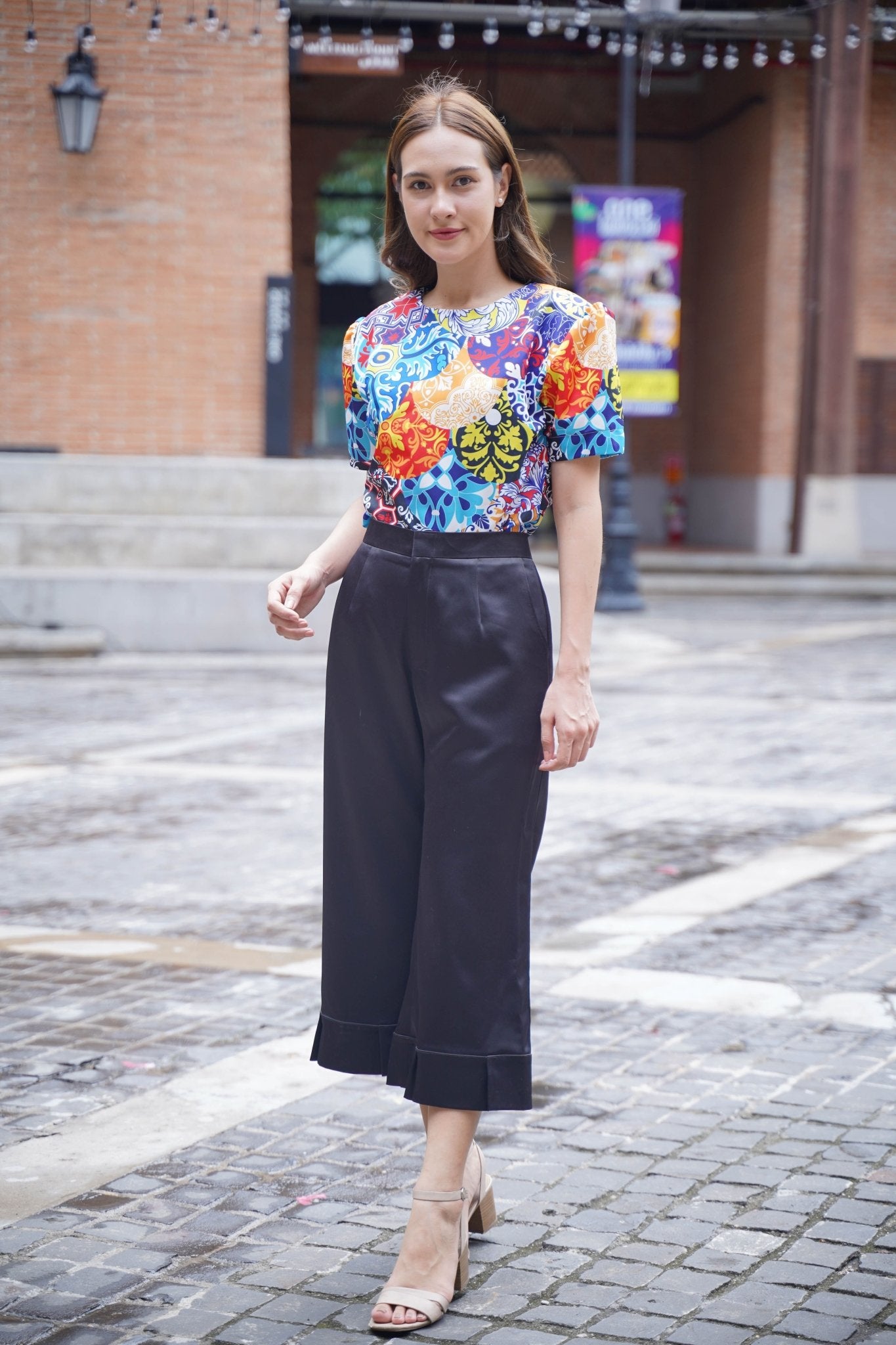 Japanese Tiles Blouse - THE MUSEUM