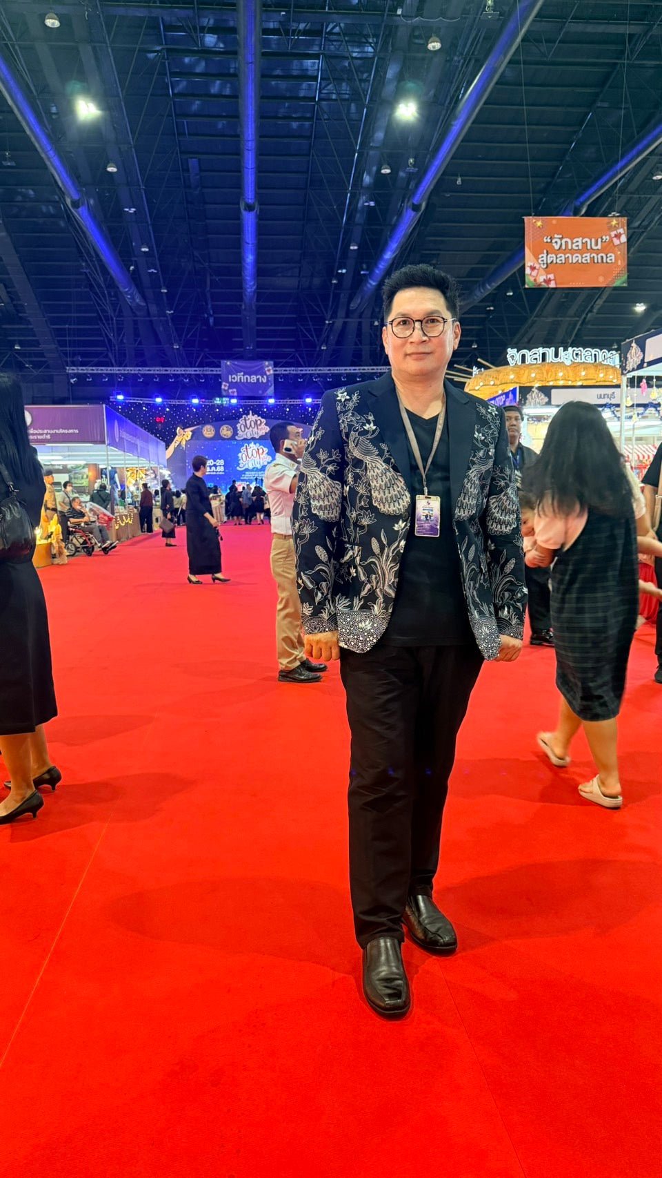 Men Suit - KAMONMANEE