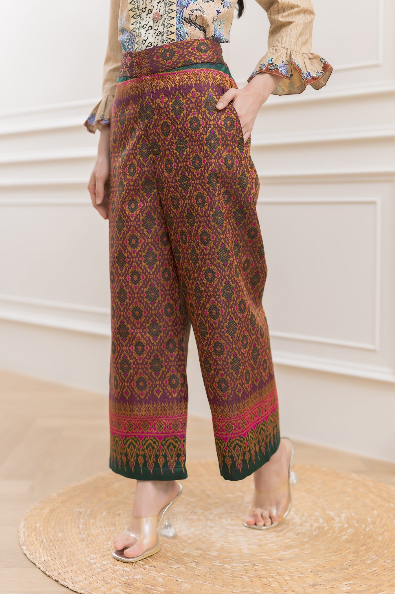 Mudmeekabmai Pants - SOUTH FABRIC