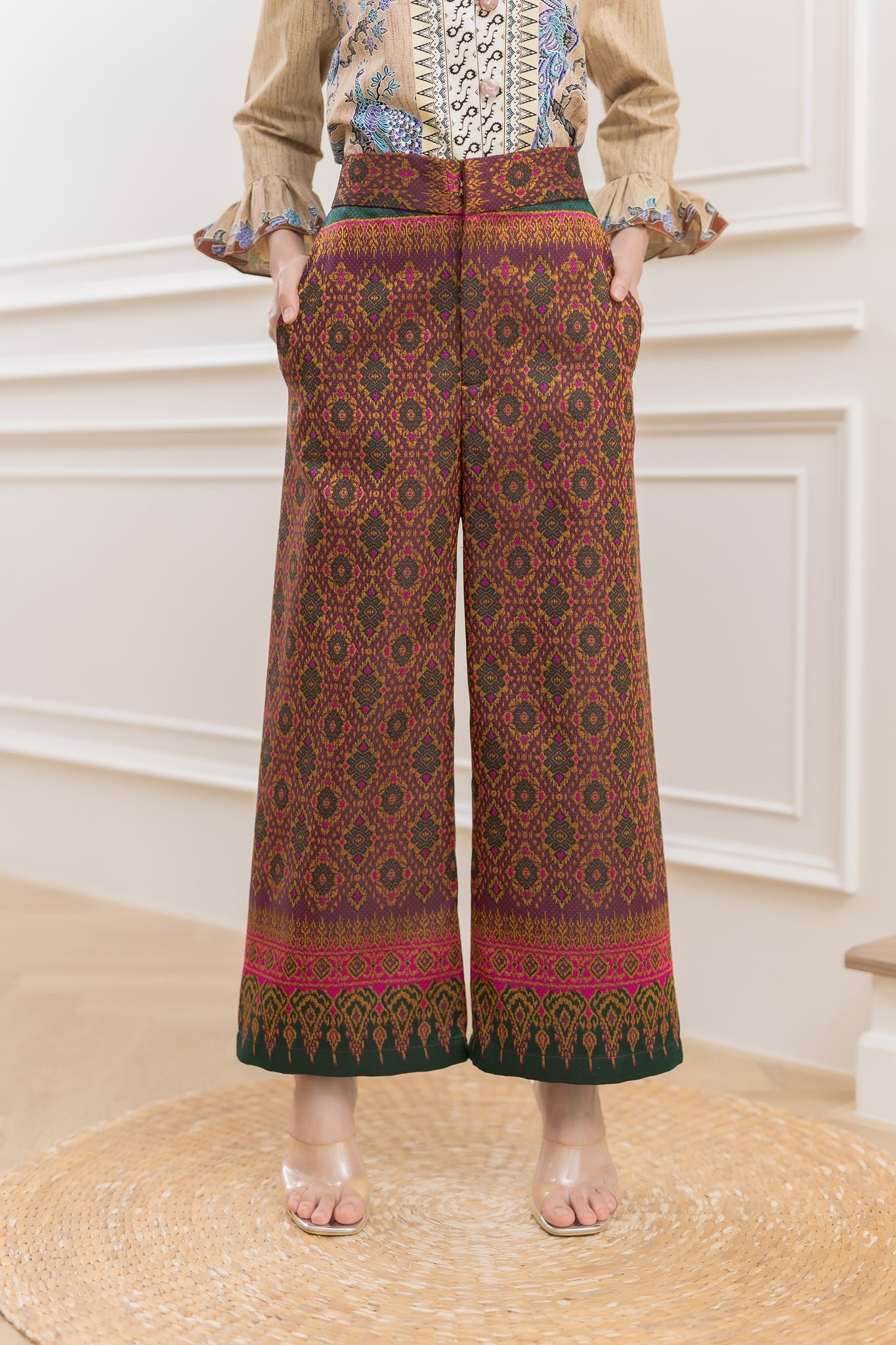 Mudmeekabmai Pants - SOUTH FABRIC