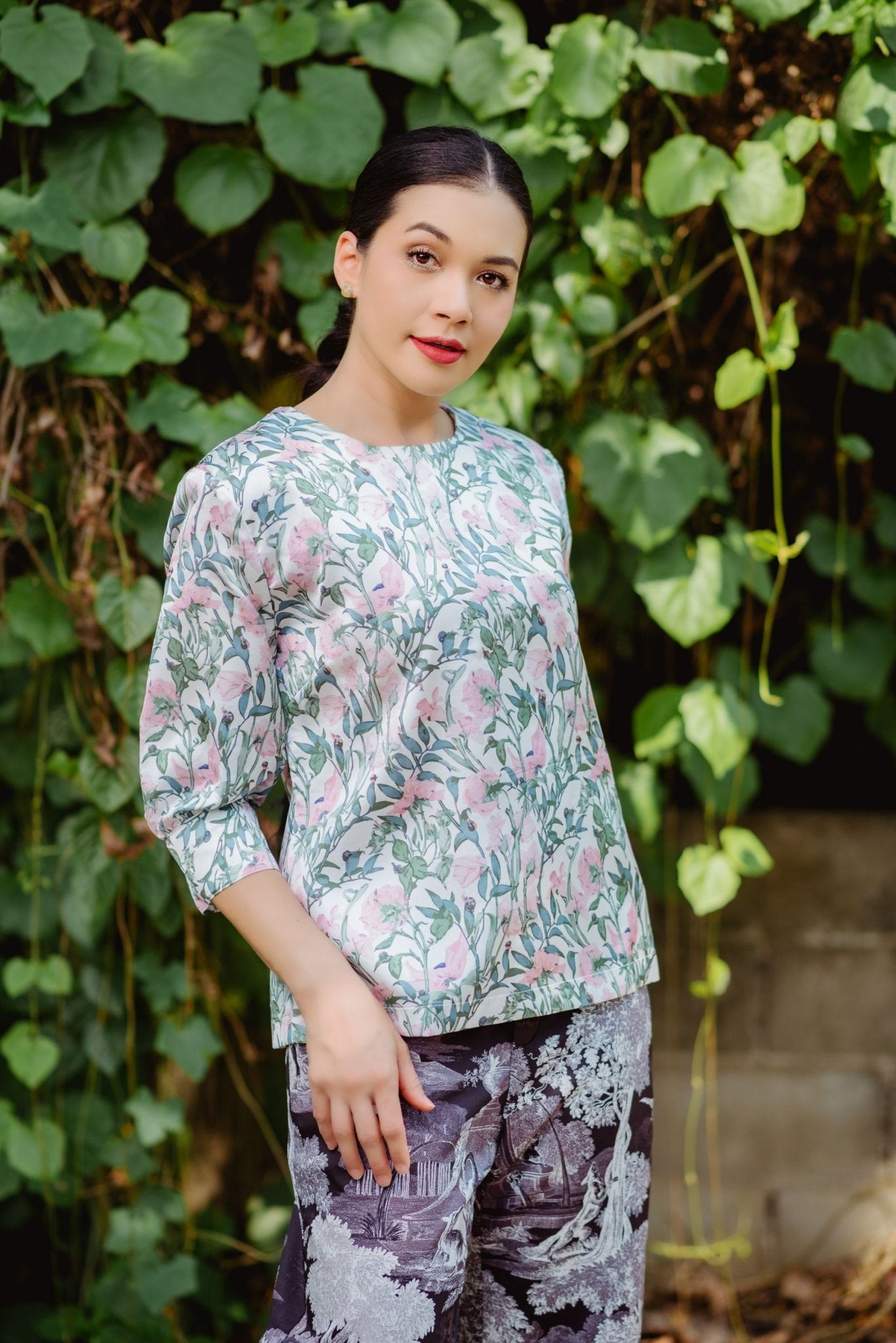 Nouveau Art Blouse - THE MUSEUM