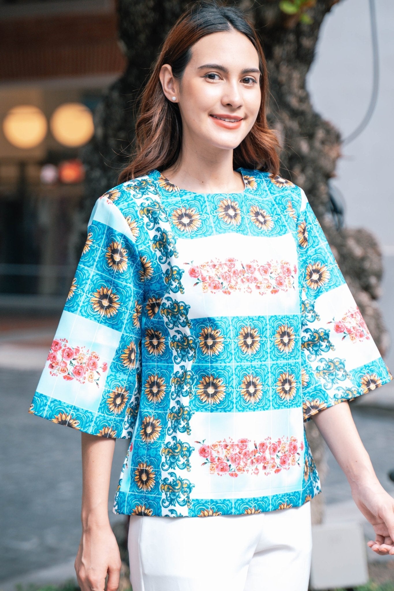 Portugal Tile Blouse - THE MUSEUM