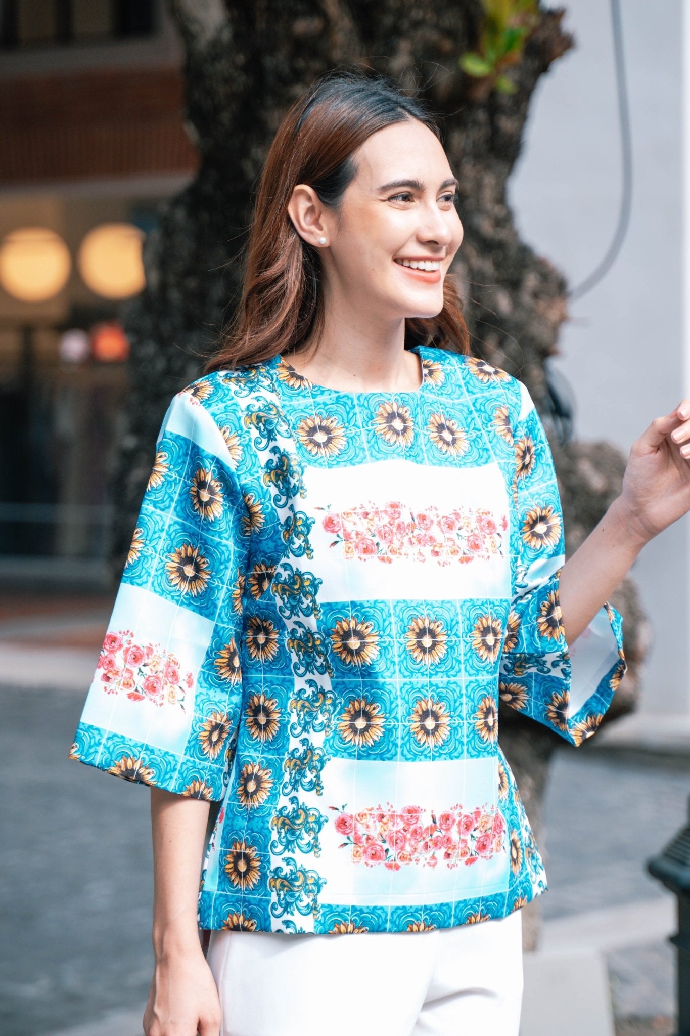 Portugal Tile Blouse - THE MUSEUM