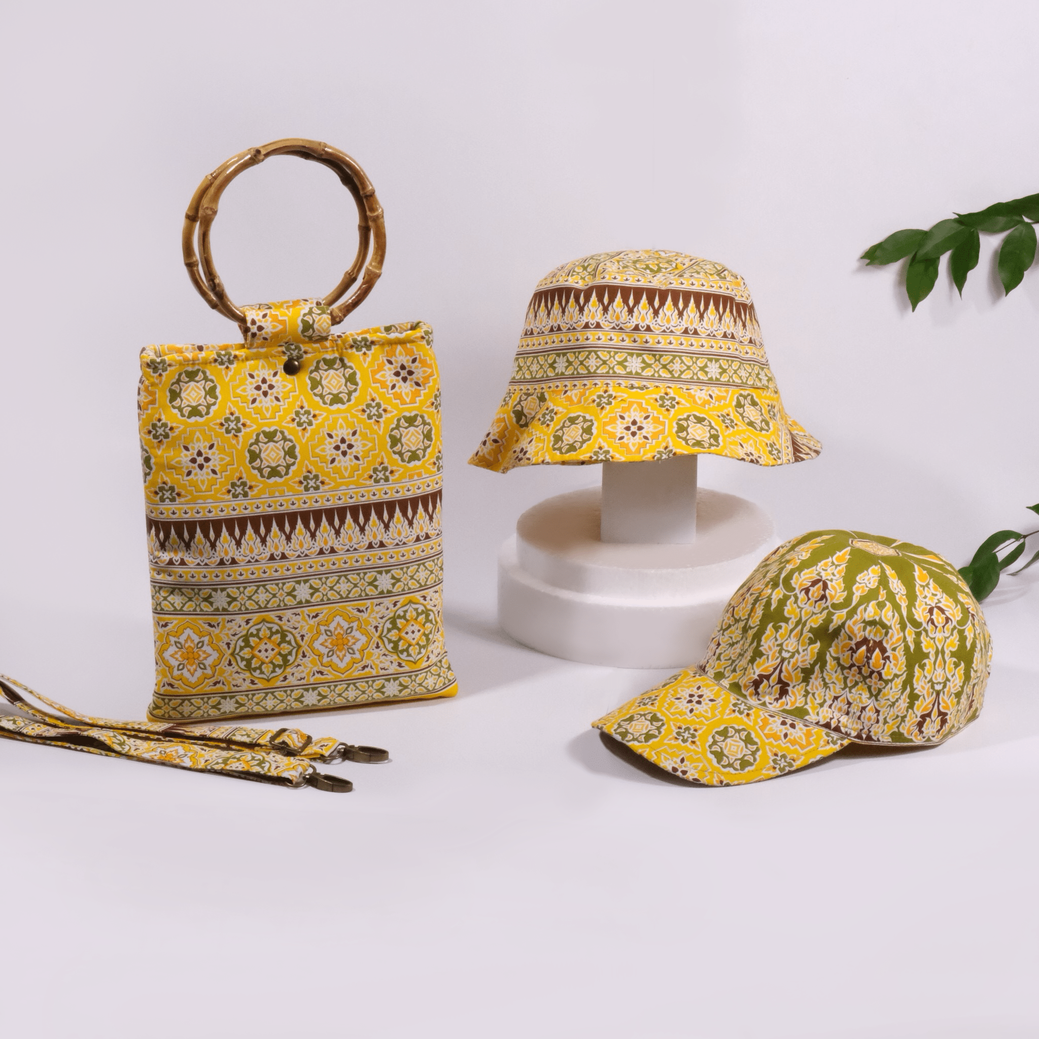 Prajamyam Bamboo Handle Handbag - KAMONMANEE