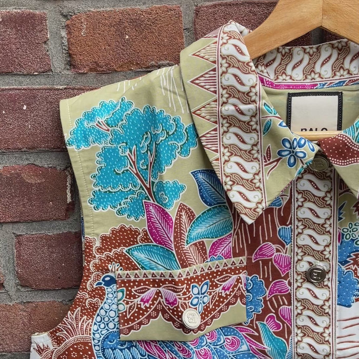 River Peacock Sleeveless Blouse 