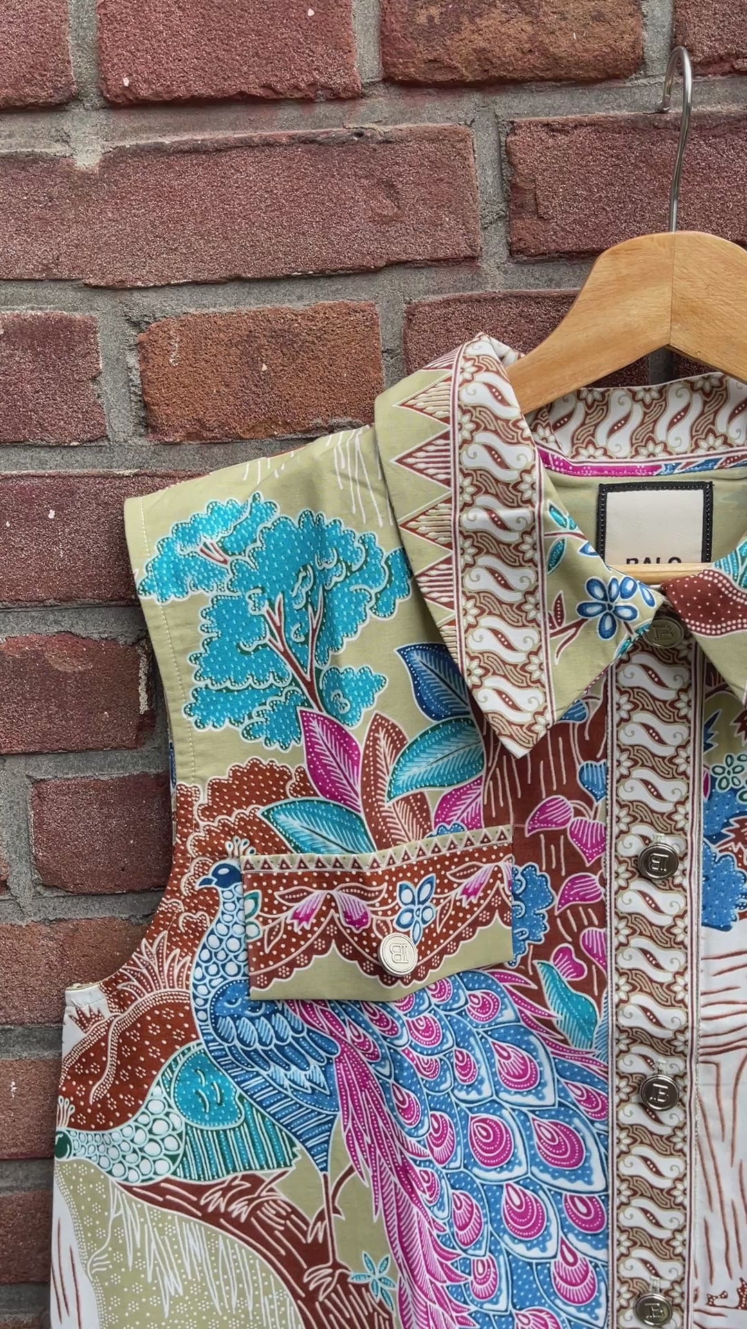 River Peacock Sleeveless Blouse 