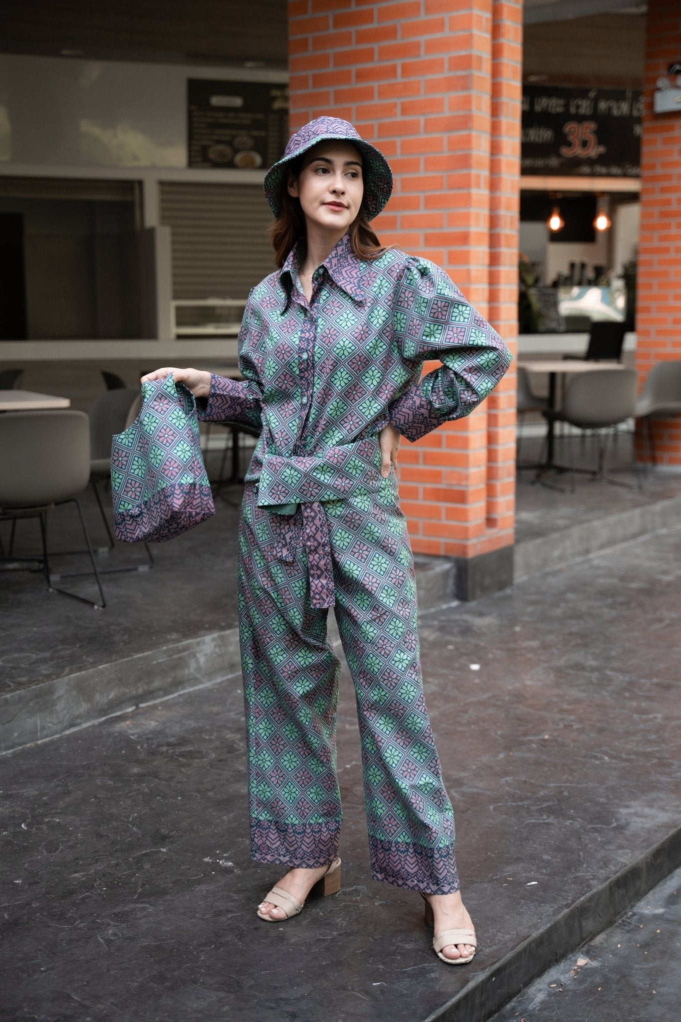 Relax Beach Pants - KAMONMANEE