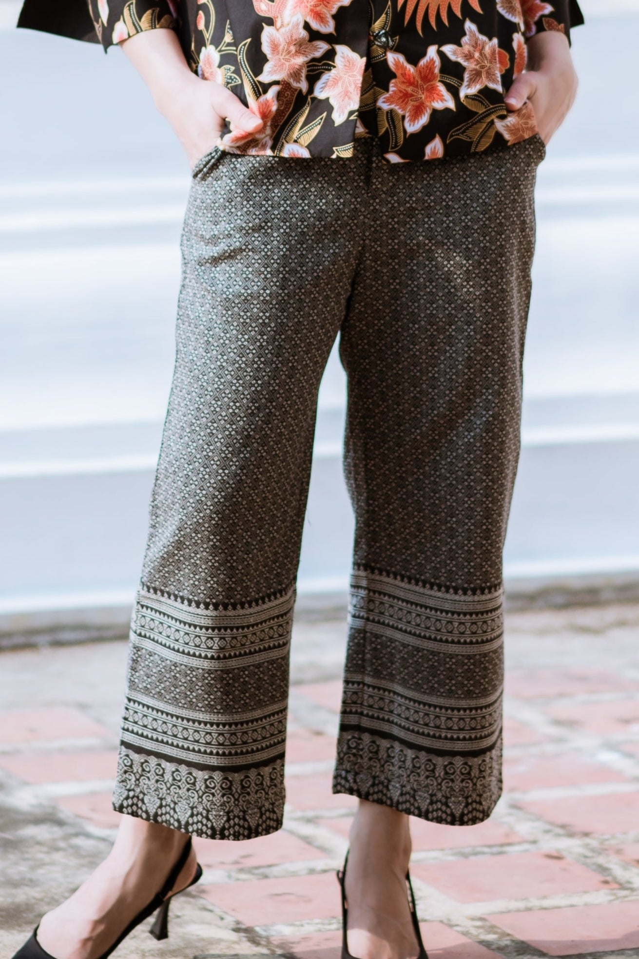 Signature Thai Gray Pants - SOUTH FABRIC