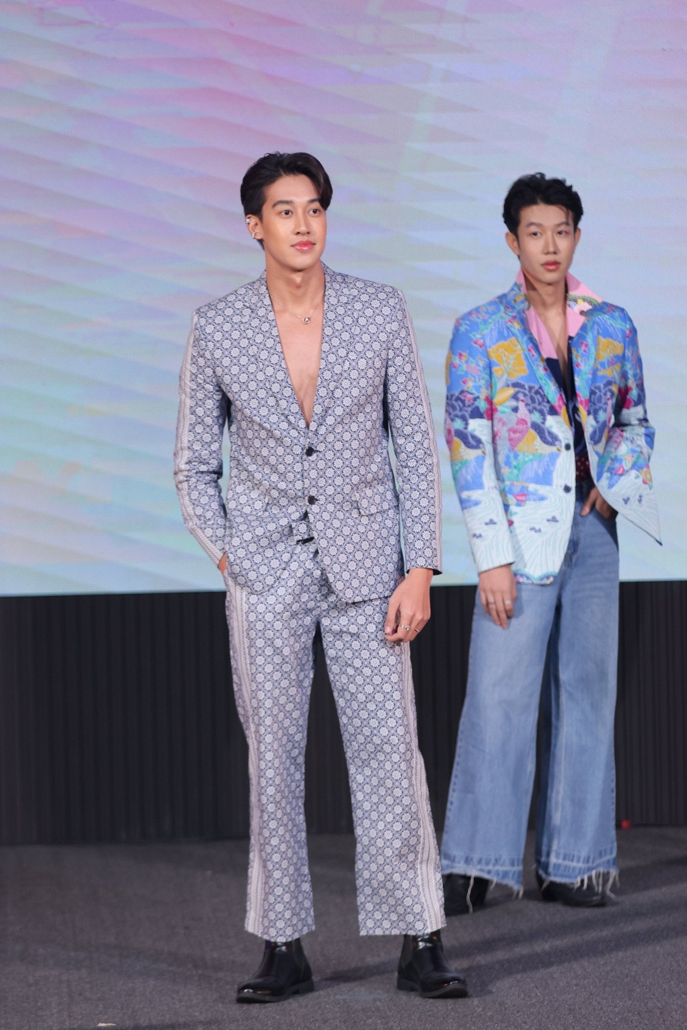 Sino - Portuguese Tiles Suit - KAMONMANEE