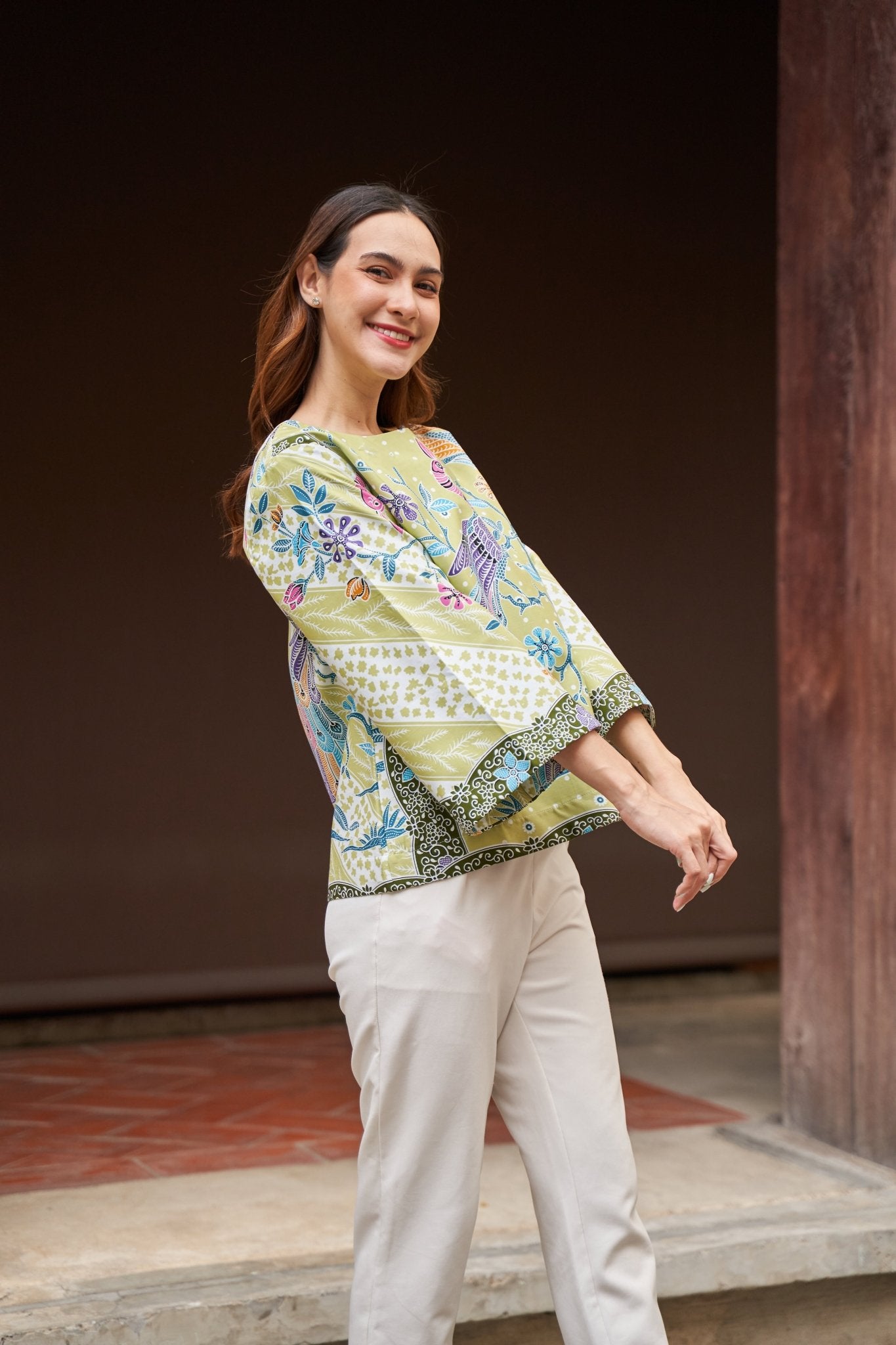 Snow Peafowl Blouse - SOUTH FABRIC