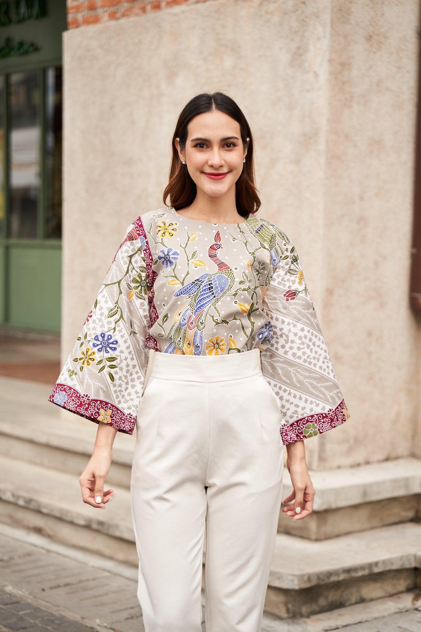 Snow Peafowl Blouse - SOUTH FABRIC