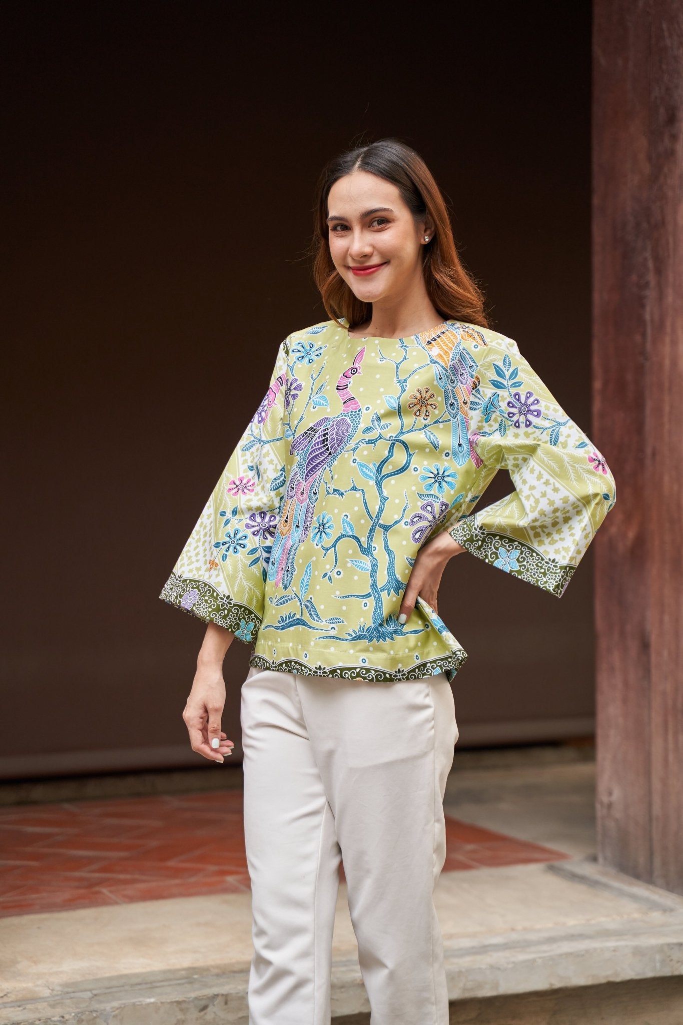 Snow Peafowl Blouse - SOUTH FABRIC