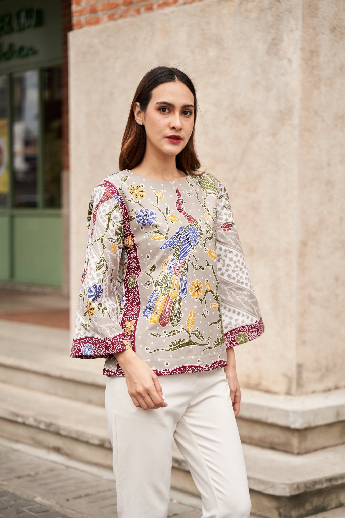Snow Peafowl Blouse - SOUTH FABRIC