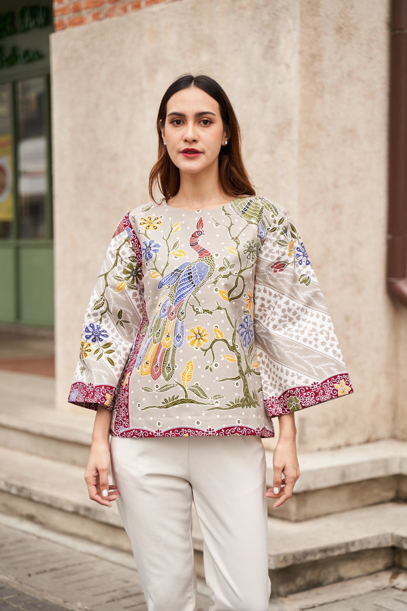 Snow Peafowl Blouse - SOUTH FABRIC