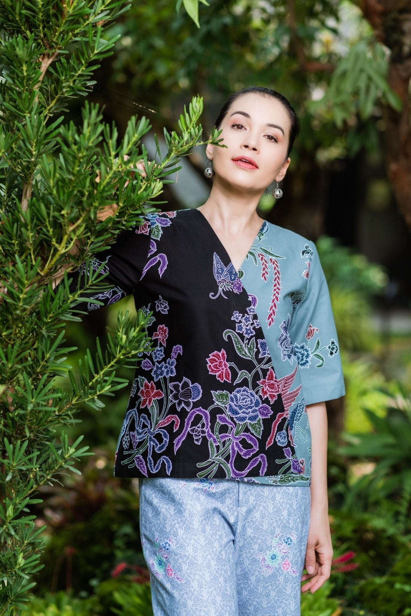 Swan Batik Blouse - SOUTH FABRIC