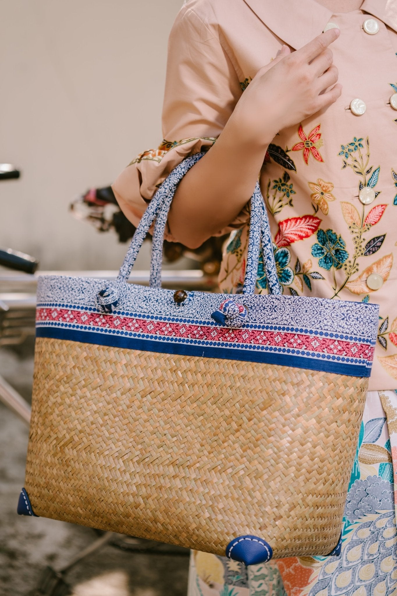 Thai Heritage Krajood Handbag - KAMONMANEE