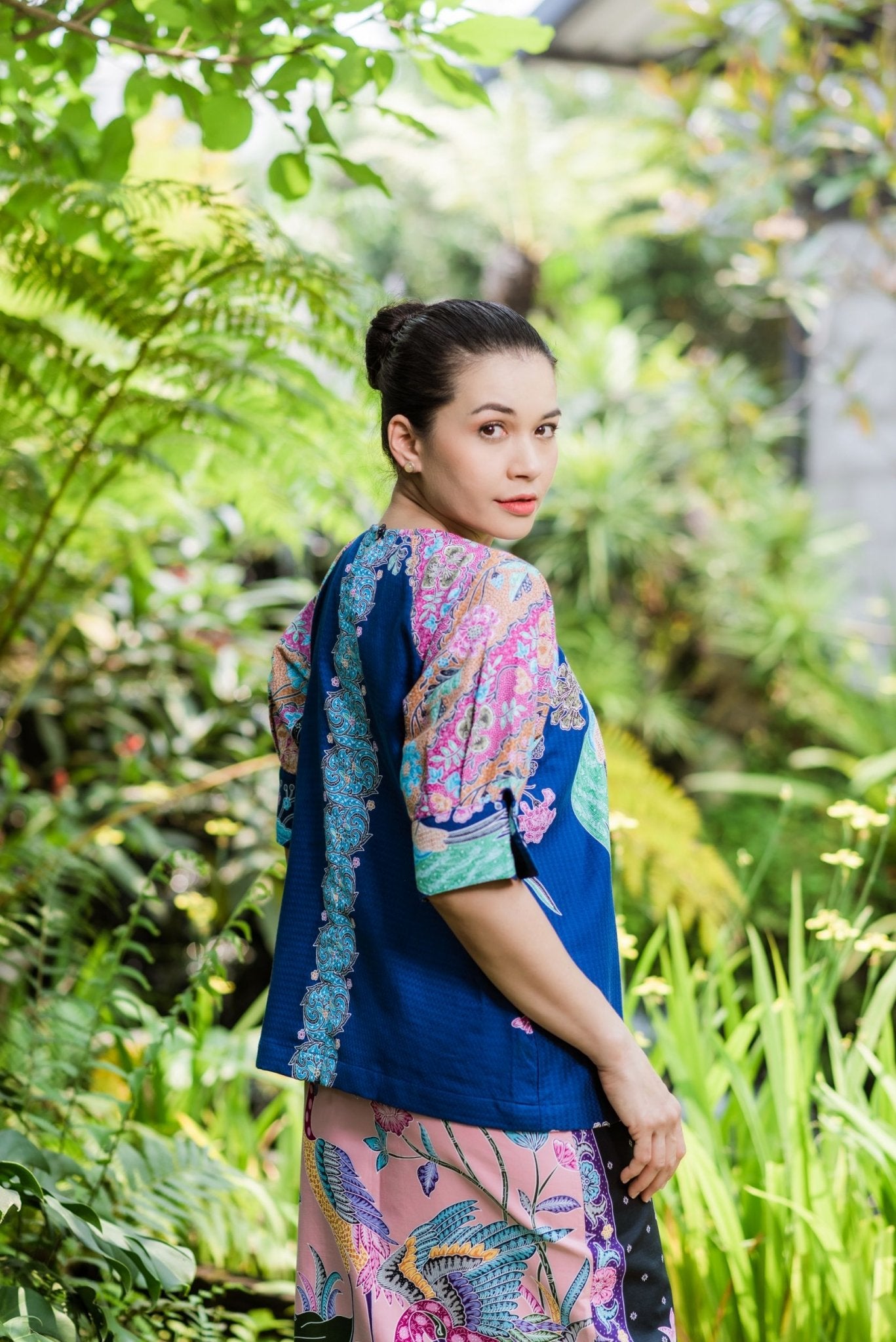 Twisted Luxury Batik Blouse - SOUTH FABRIC