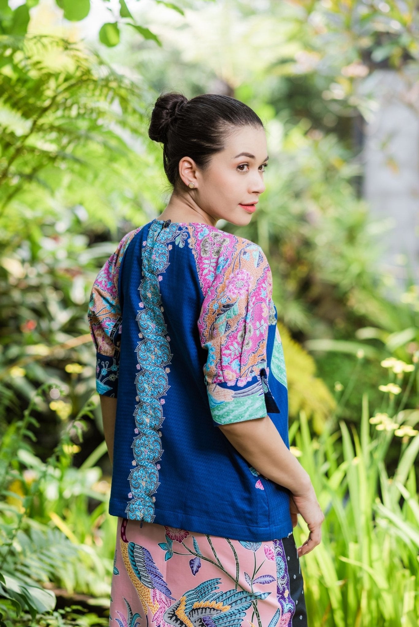 Twisted Luxury Batik Blouse - SOUTH FABRIC