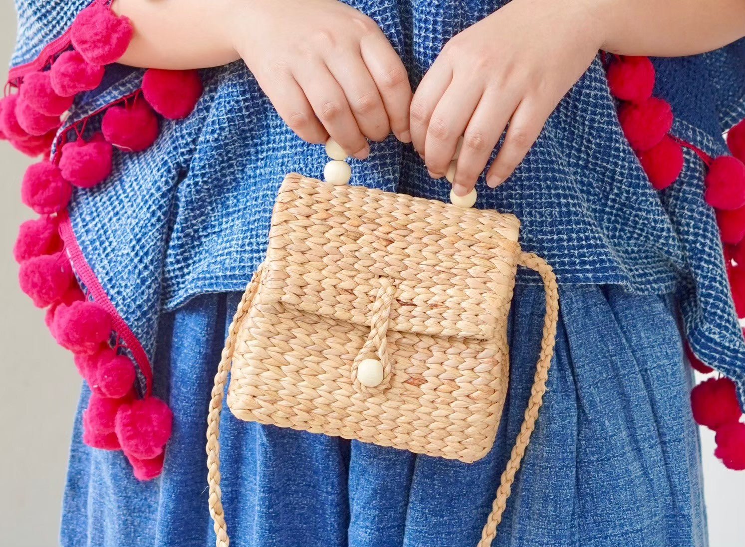 Water Hyacinth Crossbody Bag - KAMONMANEE